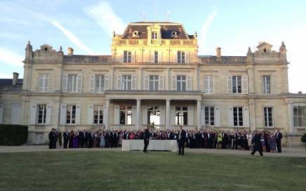 Gala-dinner-in-the-Medoc-vineyards-Bordeaux